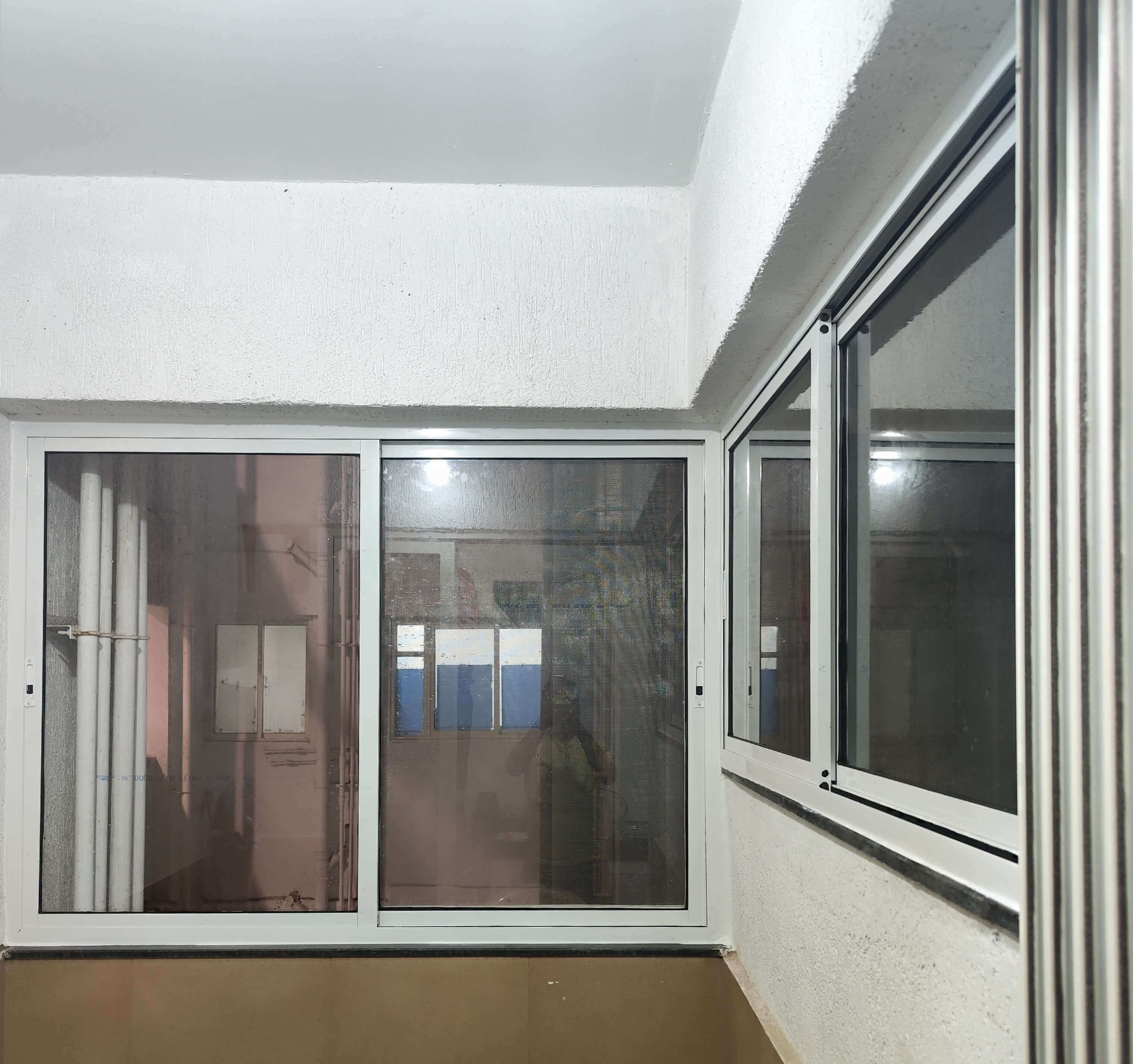 Dry Balcony Packing Sliding Window
